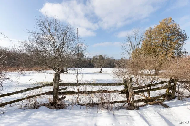 $1,050,000 | 3857 E Road, Cazenovia, NY 13035