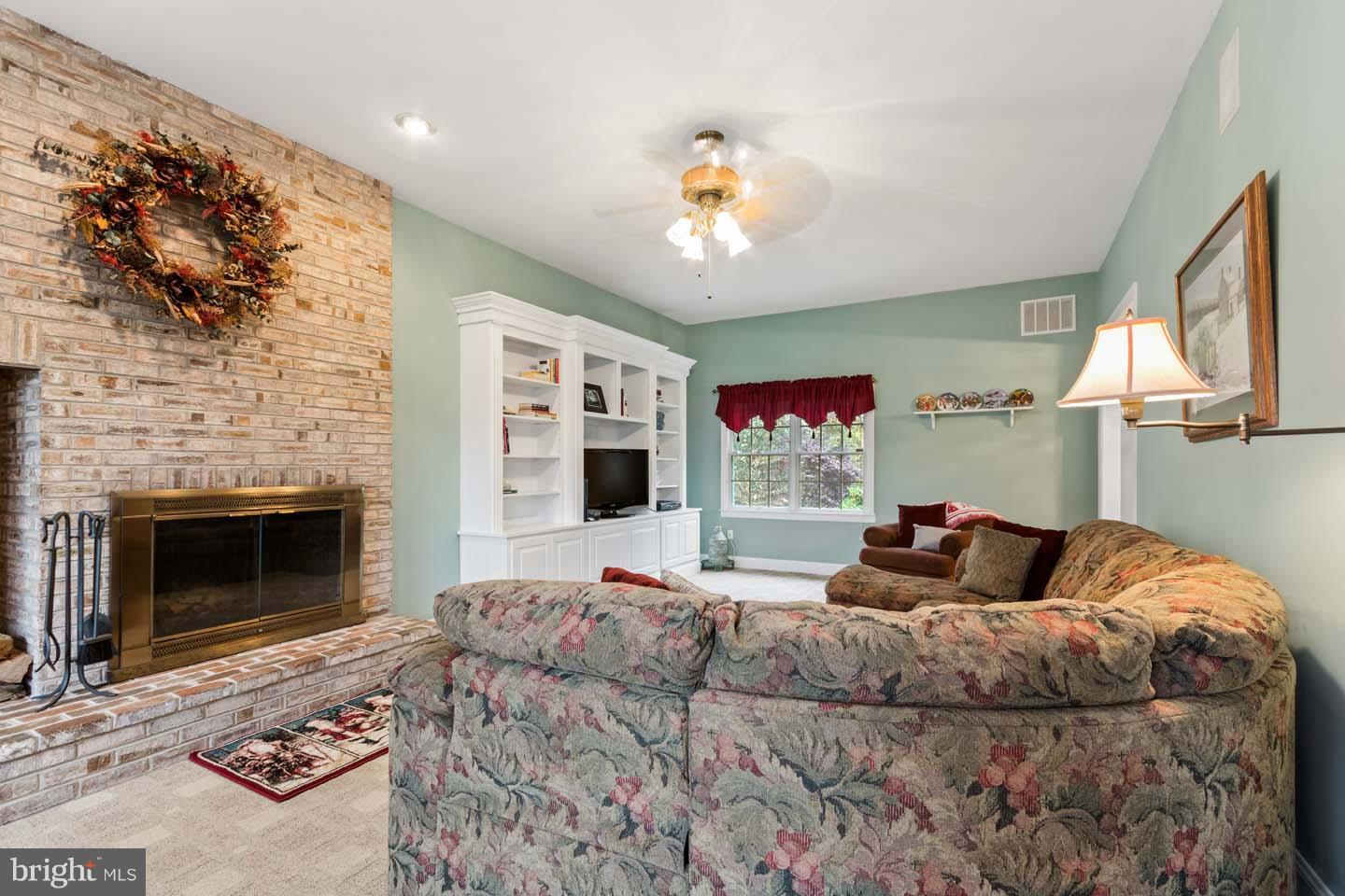 498 Oakshade Road Shamong, NJ 08088 - Photo 8 of 31 Gallery Image 8