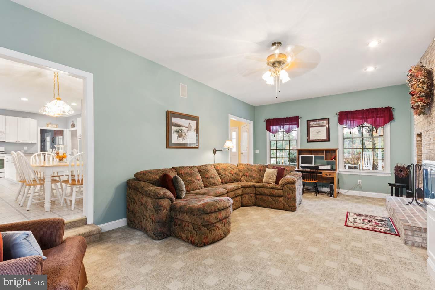498 Oakshade Road Shamong, NJ 08088 - Photo 9 of 31 Gallery Image 9