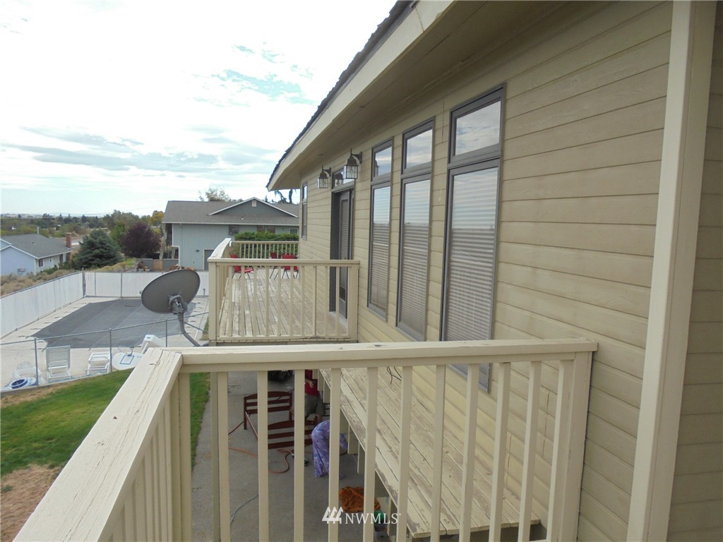 410 Strand Road Ephrata, WA 98823 - Photo 3 of 25