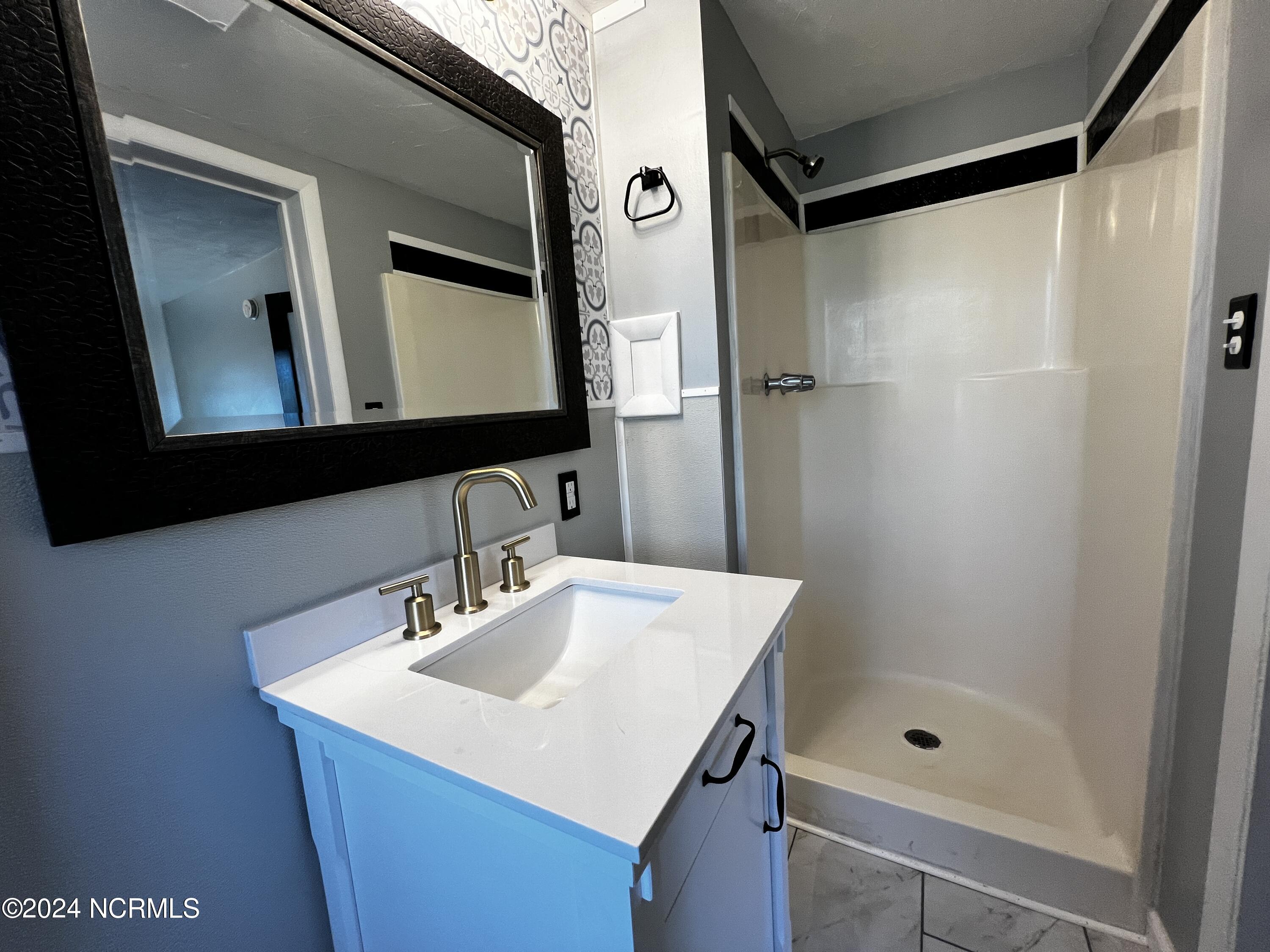 1221 Riverside Avenue, Unit 2B Elizabeth City, NC 27909 - Photo 5 of 6 IMG_3497 2024-04-08 14_46_51