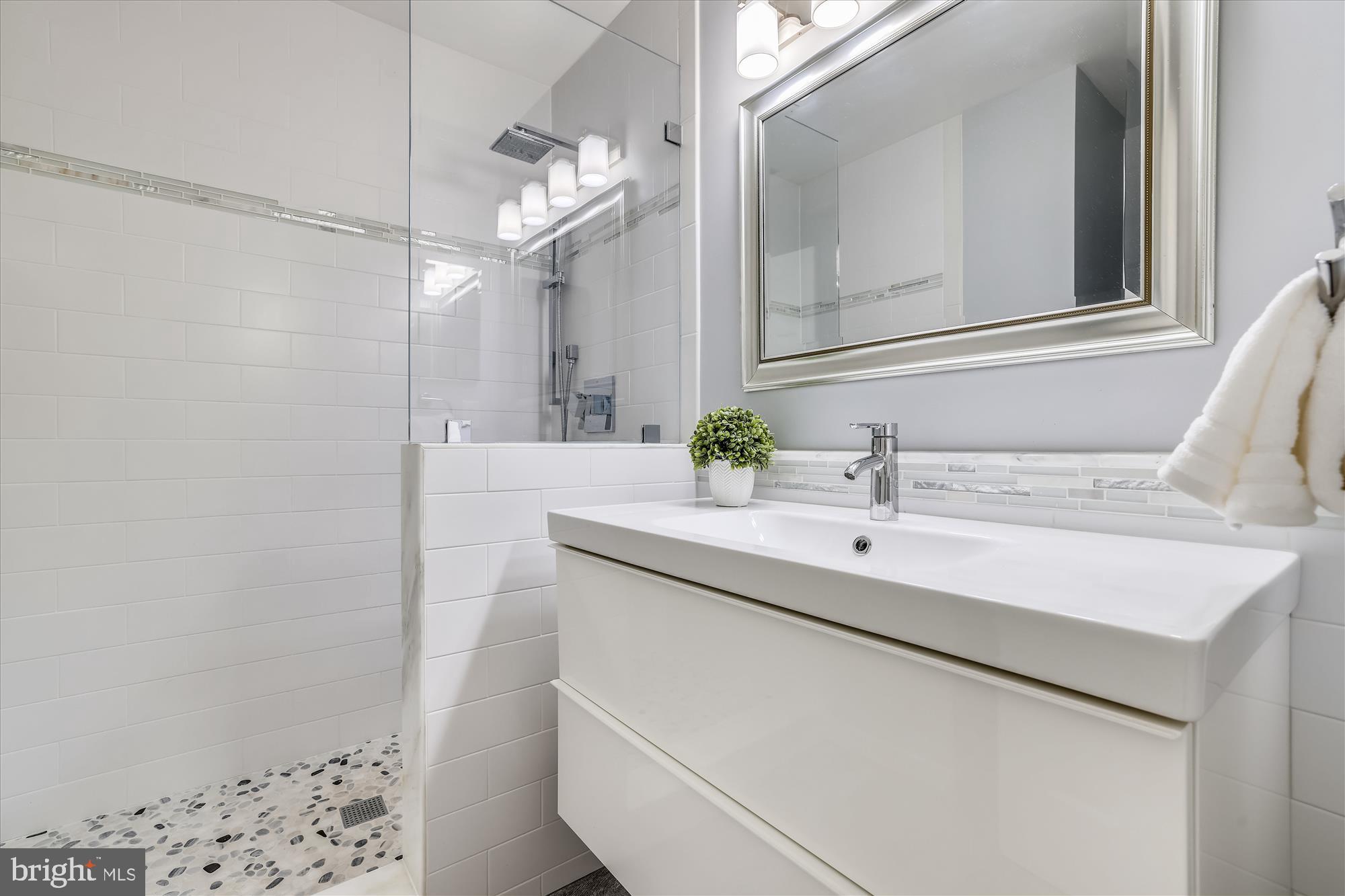 2402 Pondside Terrace Silver Spring, MD 20906 - Photo 25 of 39 Gallery Image 25