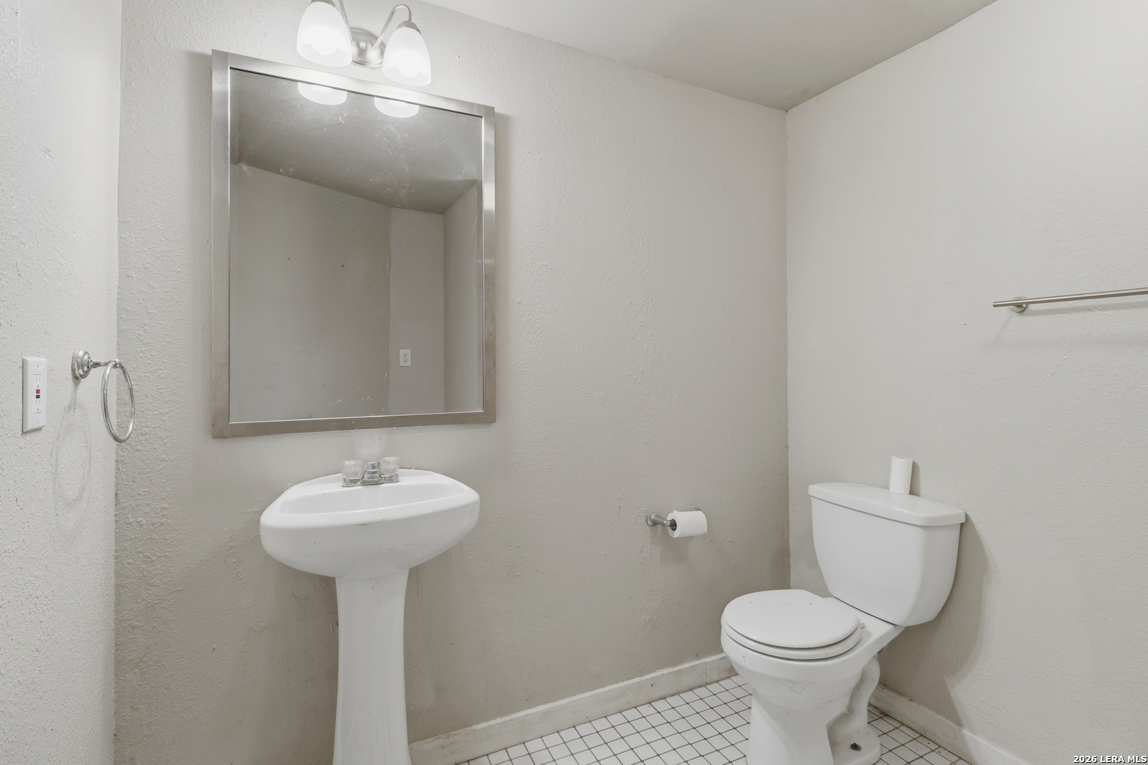 477 Bandera Drive Bandera, TX 78003 - Photo 12 of 25