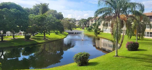 $85,000 | 4700 Northwest 35th Street, Unit 511, Lauderdale Lakes, FL 33319