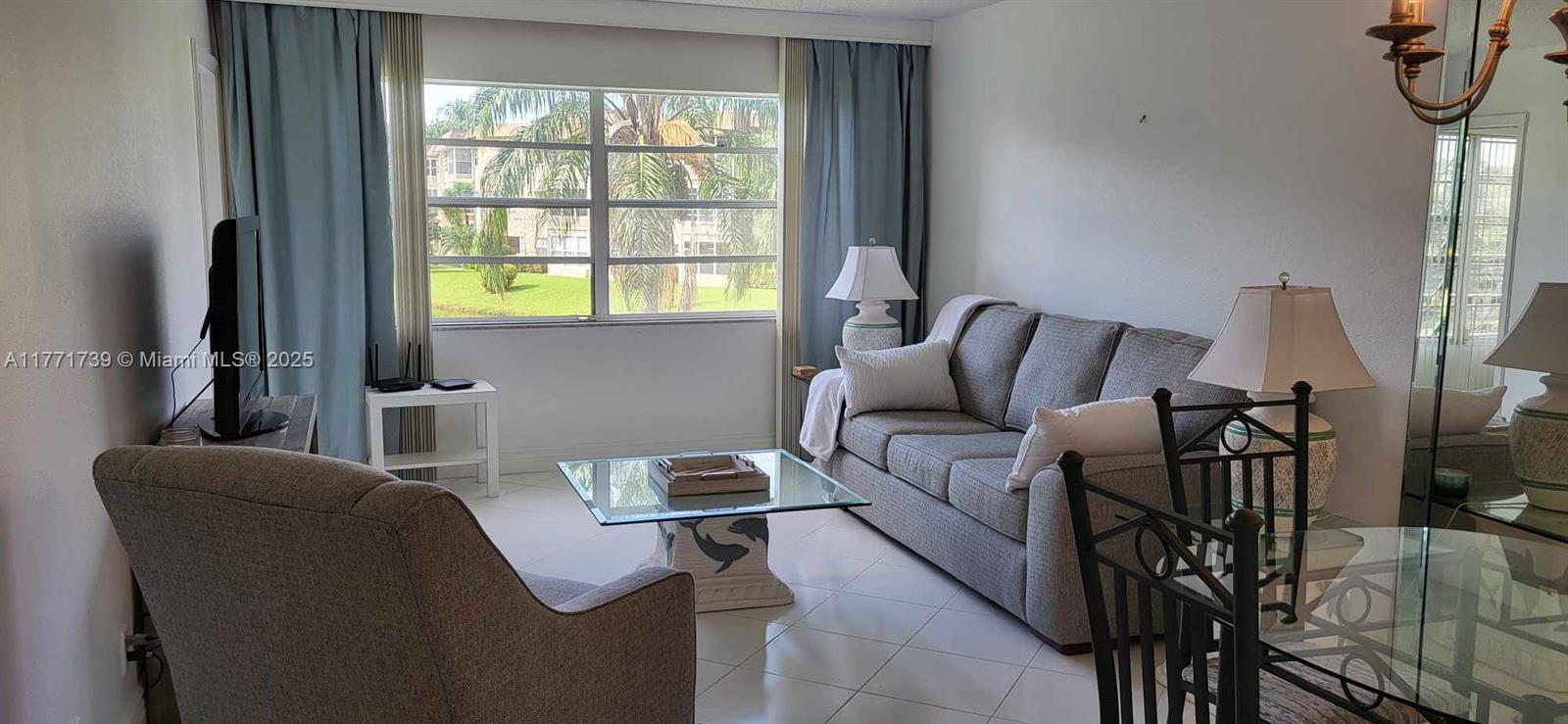 4700 Northwest 35th Street, Unit 511 Lauderdale Lakes, FL 33319 - Photo 3 of 17