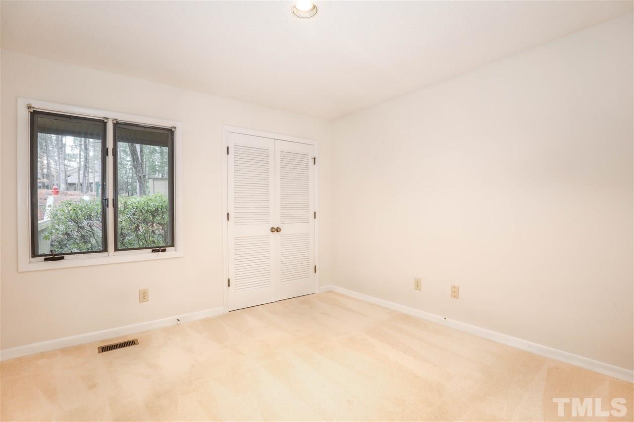 79 Stoneridge Road Durham, NC 27705 - Photo 8 of 26