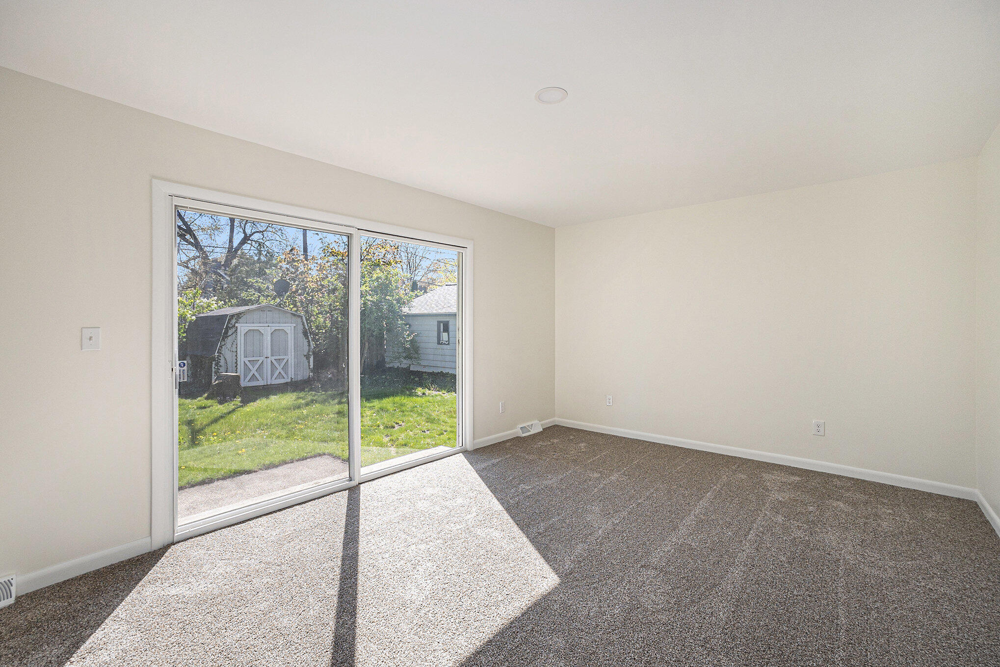 615 Garber Road North Muskegon, MI 49445 - Photo 13 of 20 _42a0380_318