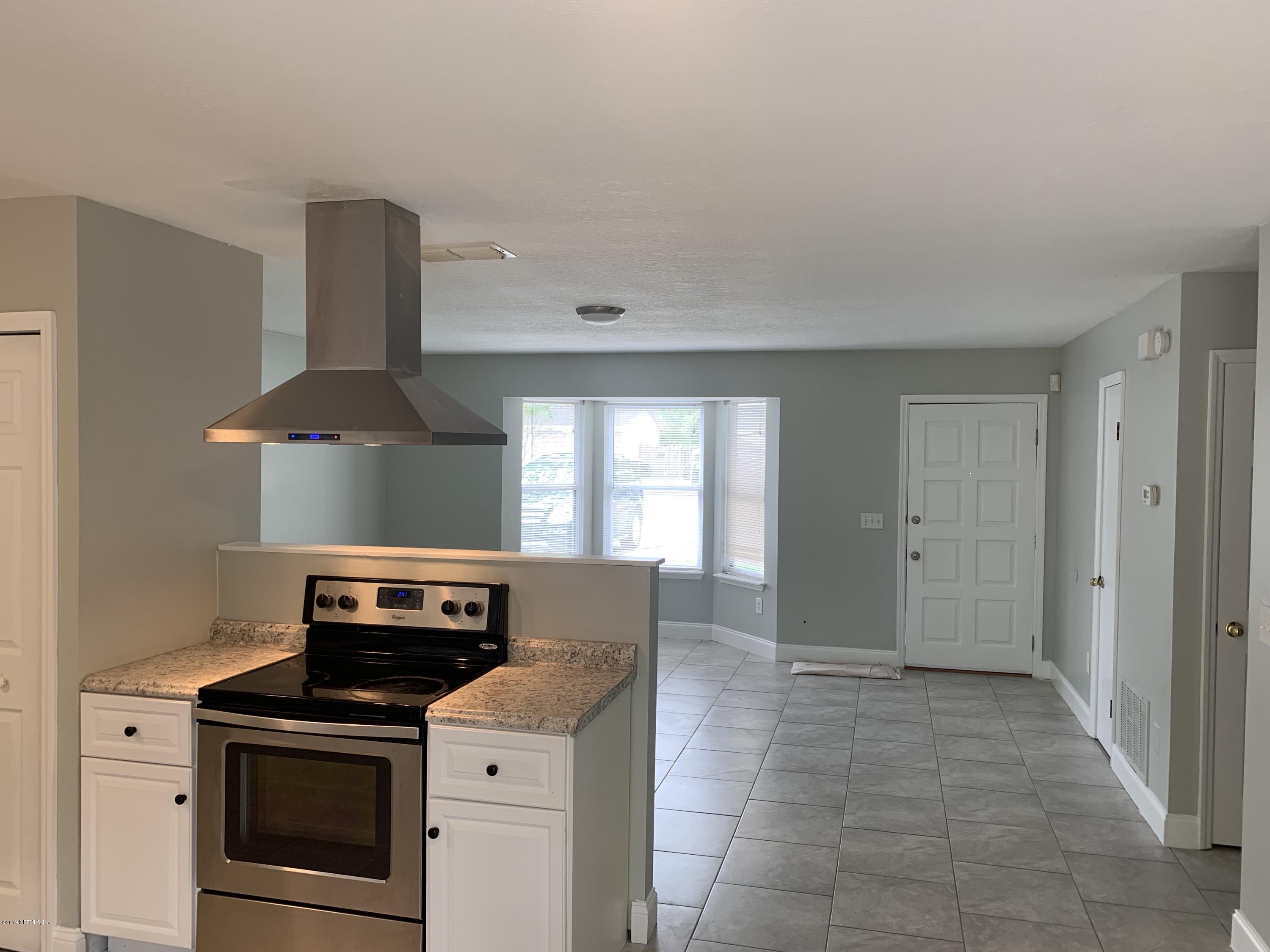 2375 Justin Road East Jacksonville, FL 32210 - Photo 11 of 21 KV1R9uK+TnelUn8RCn+XXA