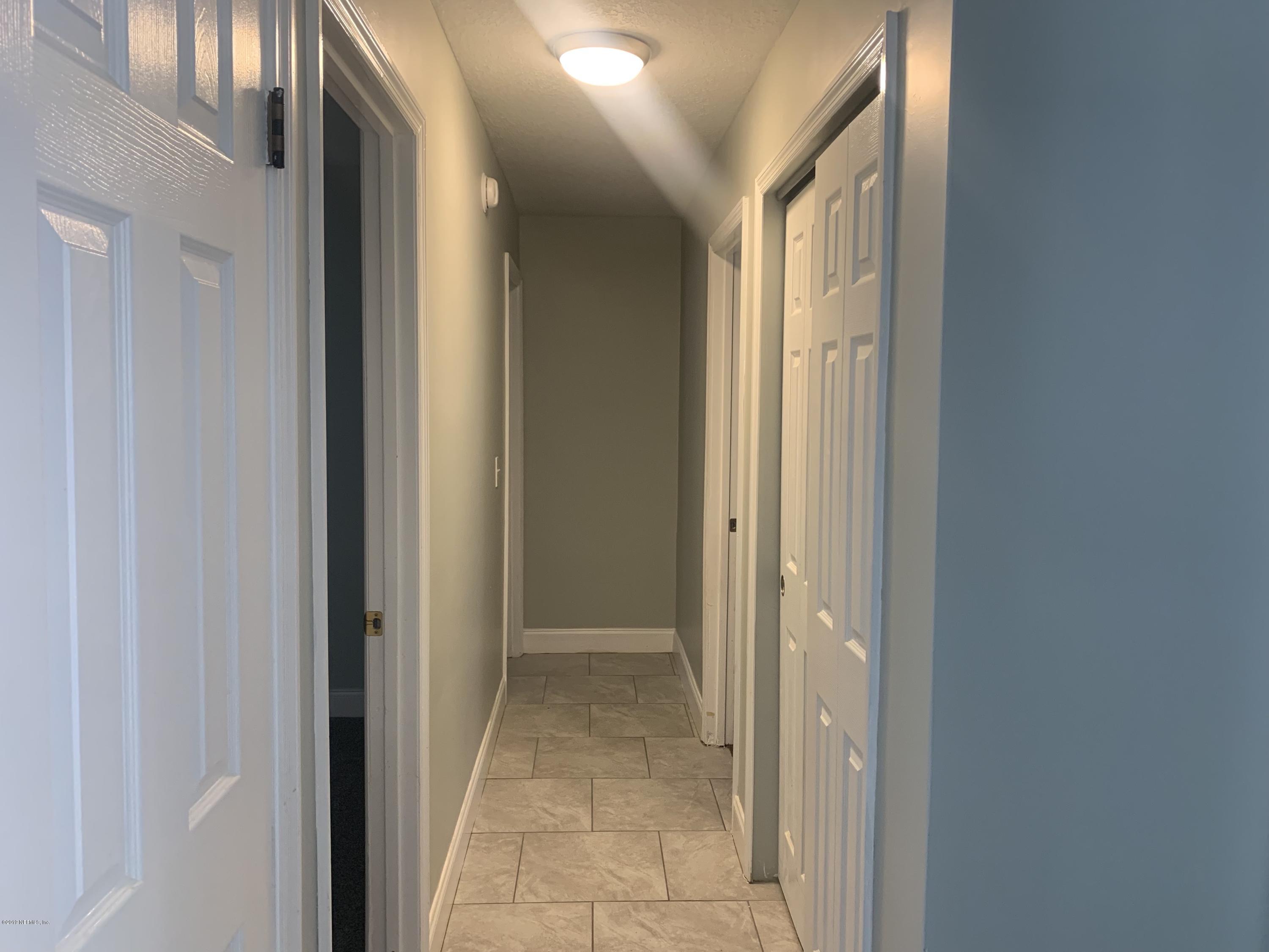 2375 Justin Road East Jacksonville, FL 32210 - Photo 14 of 21 Hall
