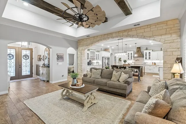 $690,000 | 9214 County Road 2226, Taft, TX 78390