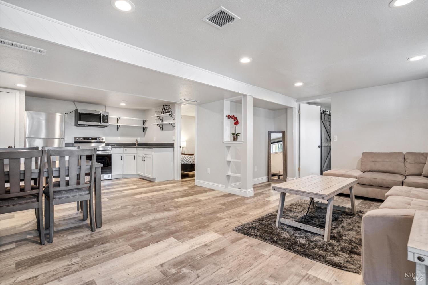 317 Alexander Valley Road Healdsburg, CA 95448 - Photo 22 of 51