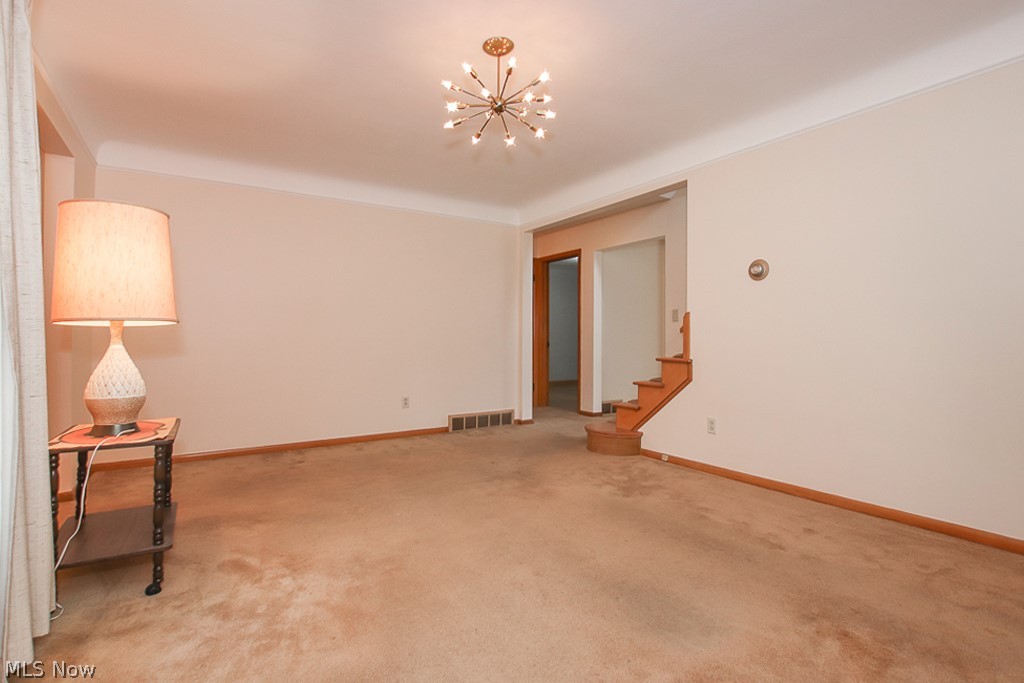 14579 Pease Road Maple Heights, OH 44137 - Photo 6 of 30