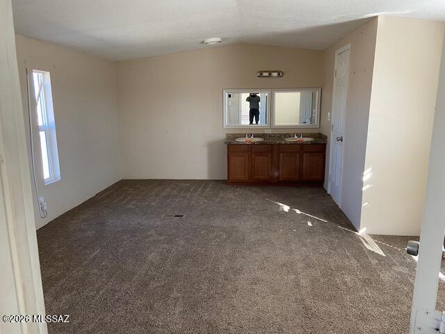9290 South Avra Road Tucson, AZ 85736 - Photo 4 of 11 master bedroom