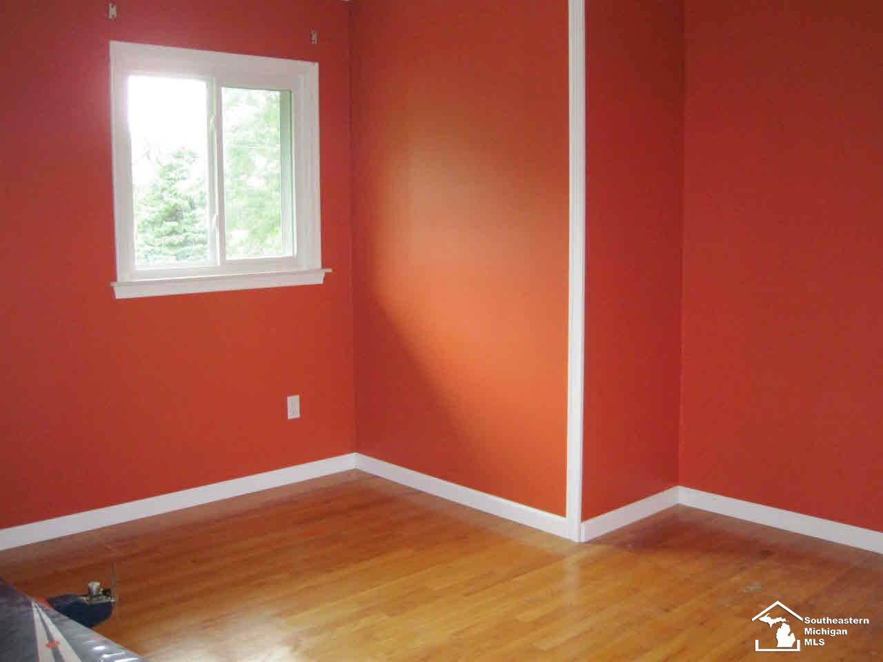 3160 South Custer Road Monroe, MI 48161 - Photo 13 of 24 20446181-12.JPG