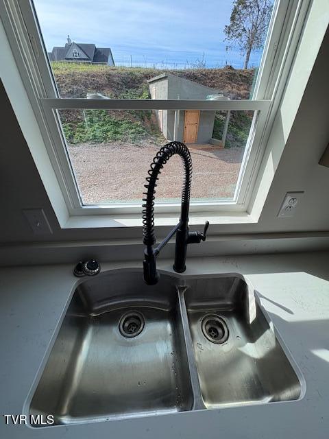 2496 Siam Road Elizabethton, TN 37643 - Photo 40 of 82 39