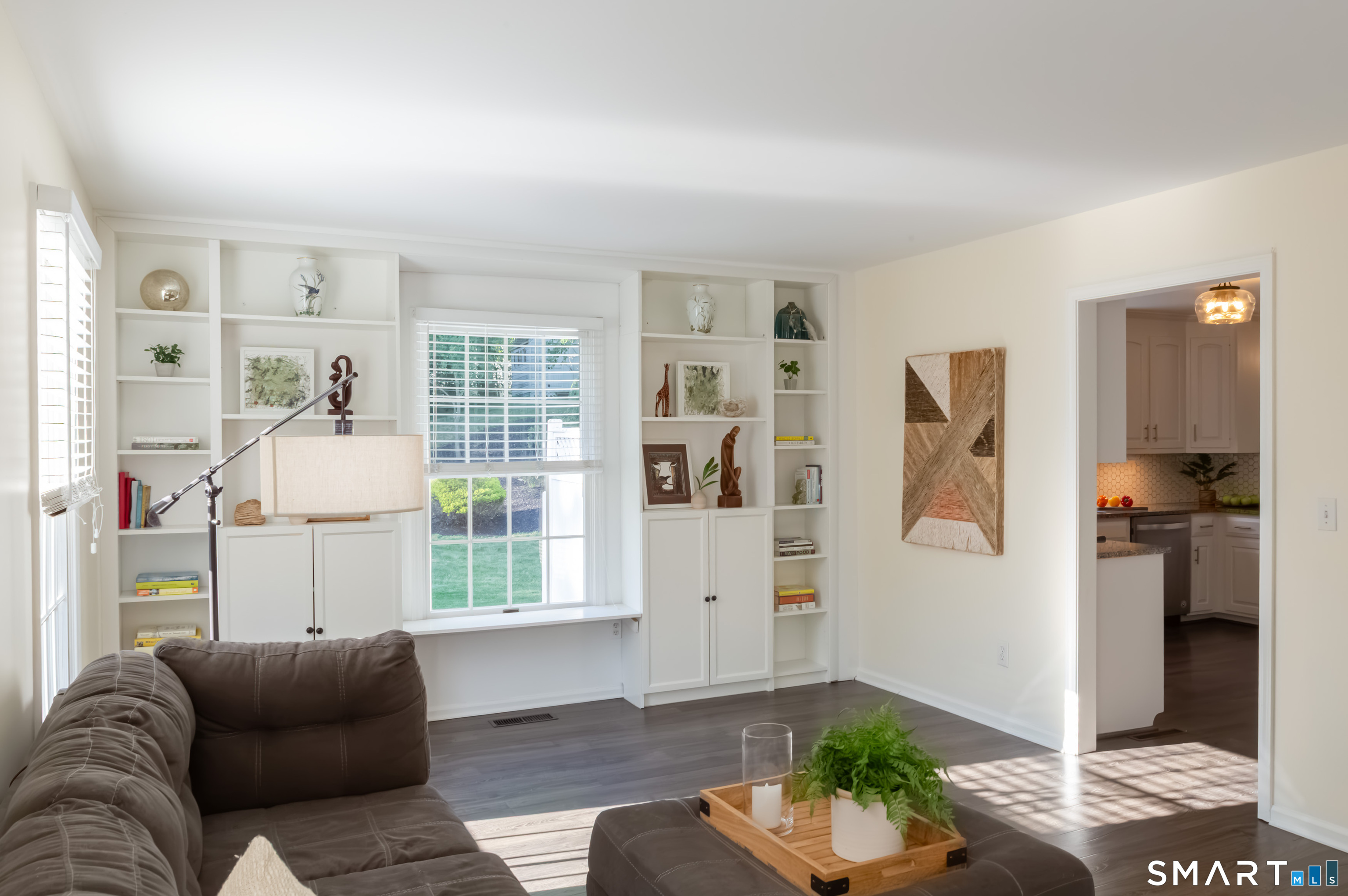 30 Crested Ridge Court Stratford, CT 06614 - Photo 7 of 38