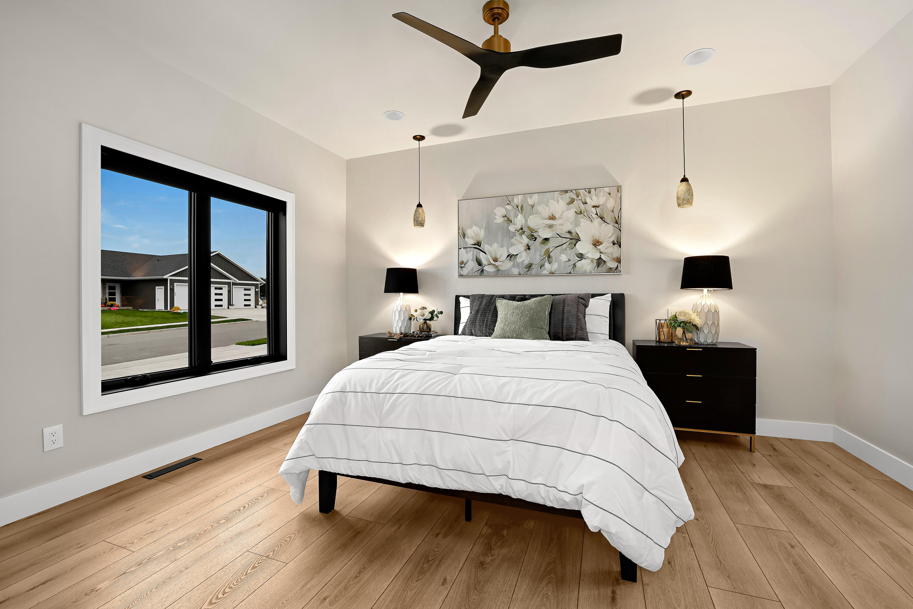 251 Weston Road Holmen, WI 54636 - Photo 17 of 49 Master suite