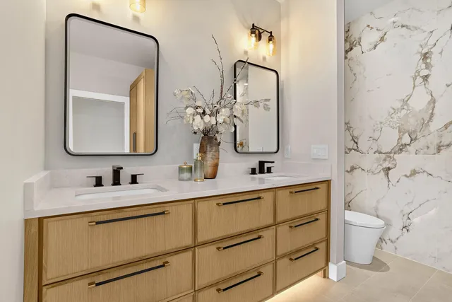 $799,900 | 251 Weston Road, Holmen, WI 54636