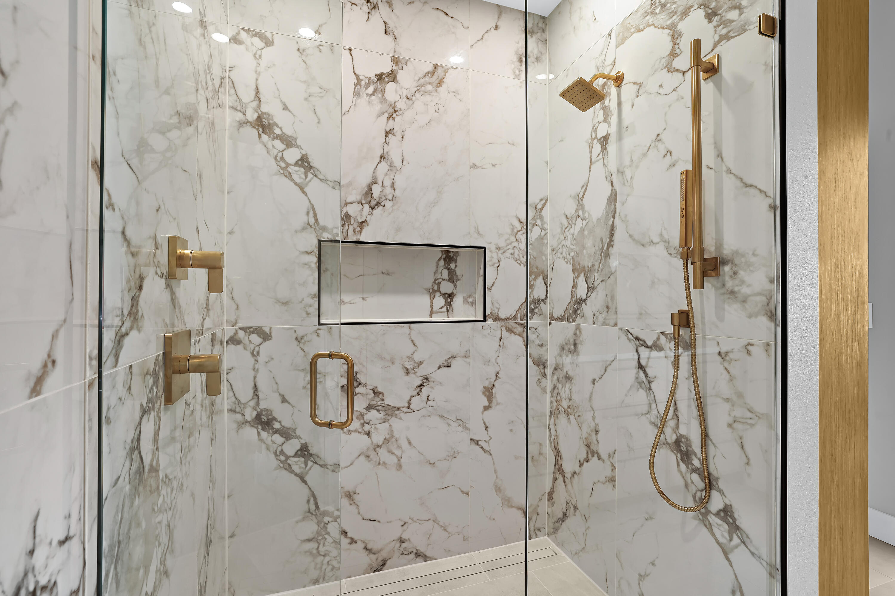 251 Weston Road Holmen, WI 54636 - Photo 20 of 49 Custom walk-in shower