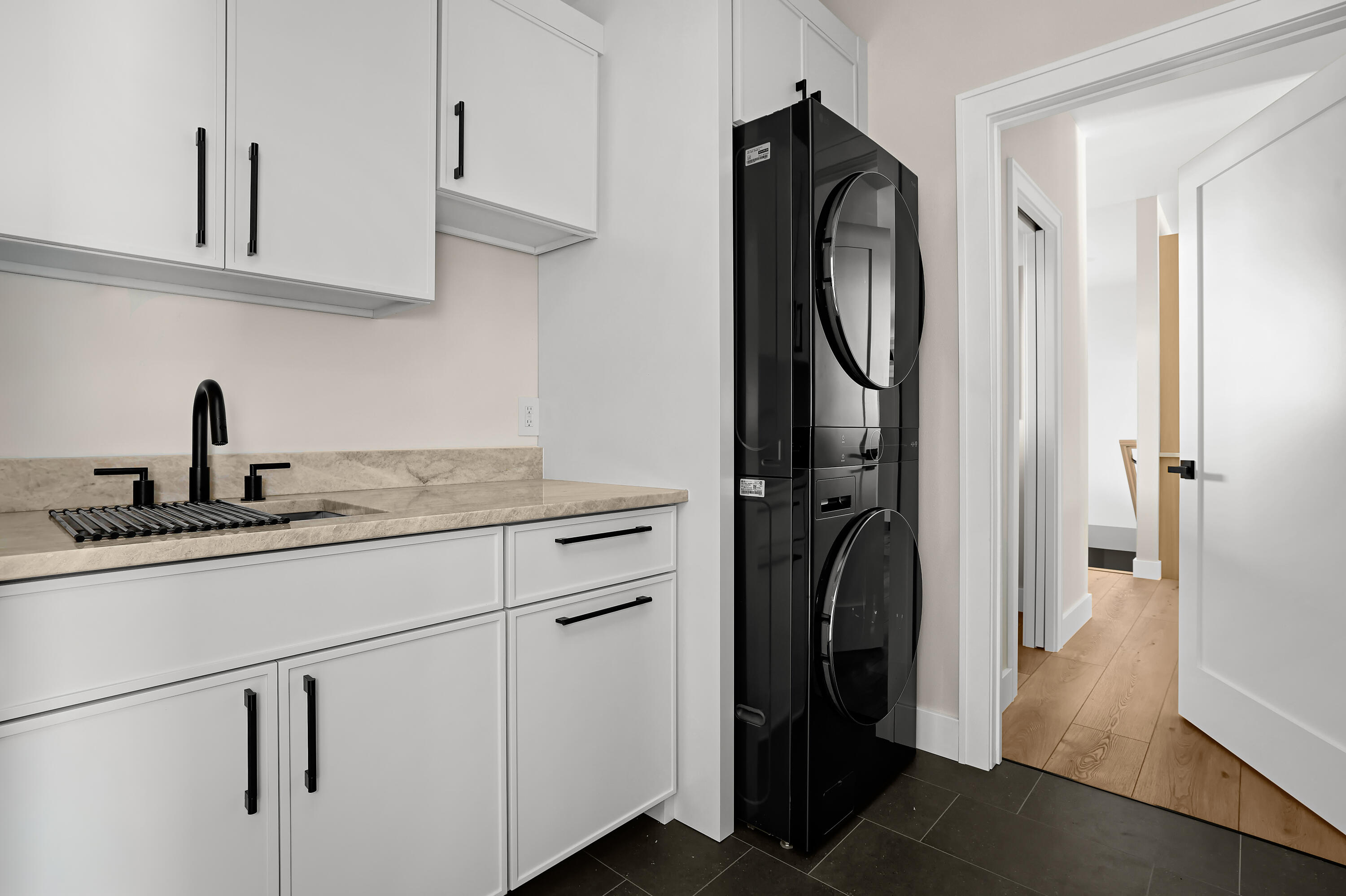 251 Weston Road Holmen, WI 54636 - Photo 29 of 49 Laundry room