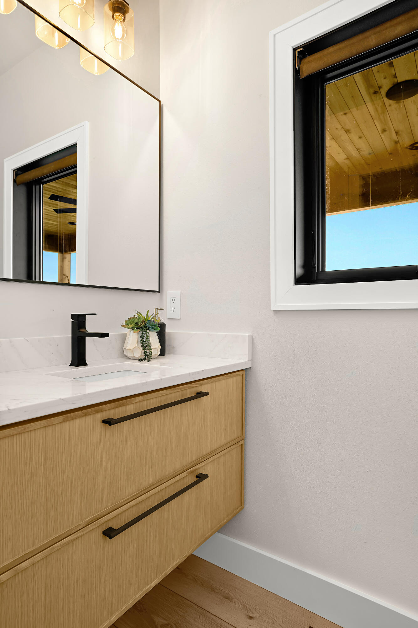 251 Weston Road Holmen, WI 54636 - Photo 30 of 49 Half bath