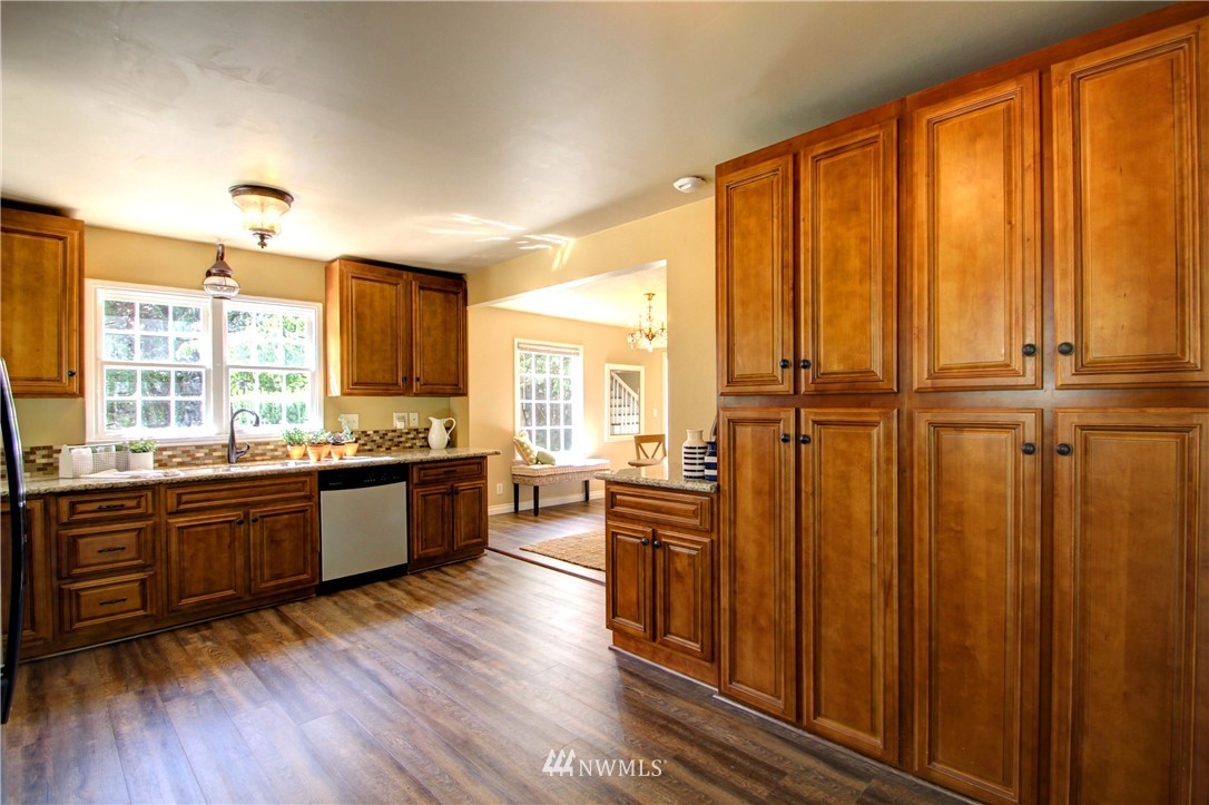 15375 Josh Wilson Road Burlington, WA 98233 - Photo 13 of 25 Gallery Image 13