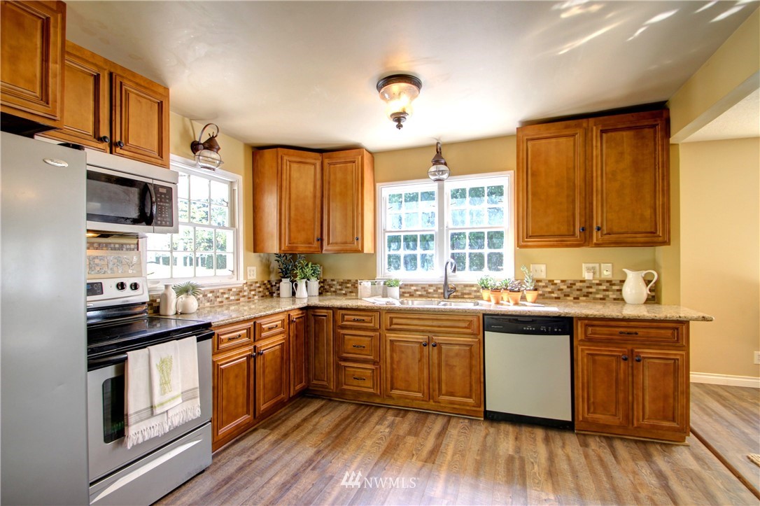 15375 Josh Wilson Road Burlington, WA 98233 - Photo 14 of 25 Gallery Image 14
