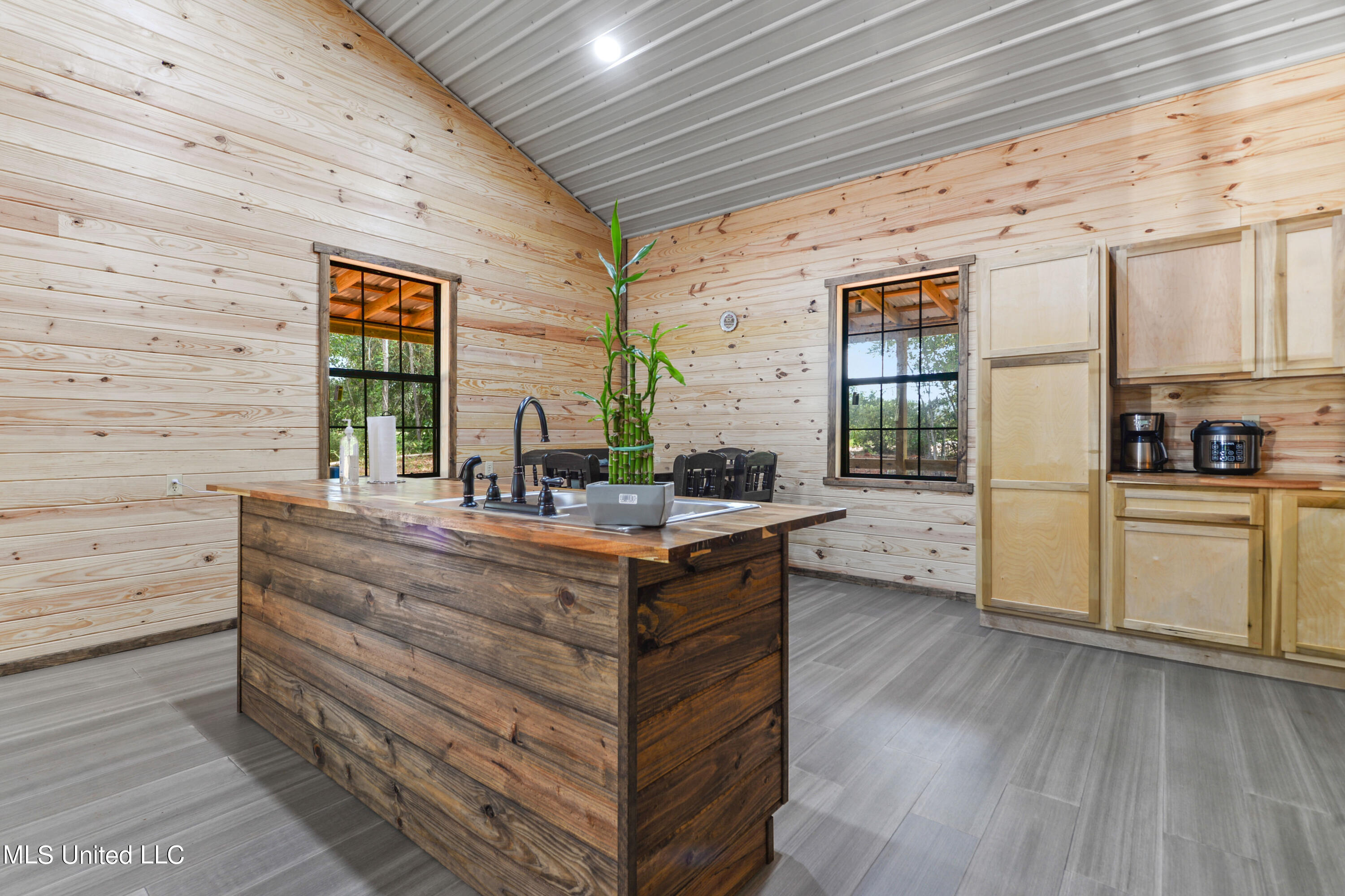 107 Faulkner Road Lucedale, MS 39452 - Photo 8 of 23 008