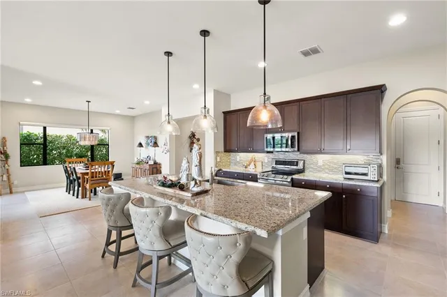 $799,000 | 9323 Glenforest Drive, Naples, FL 34120