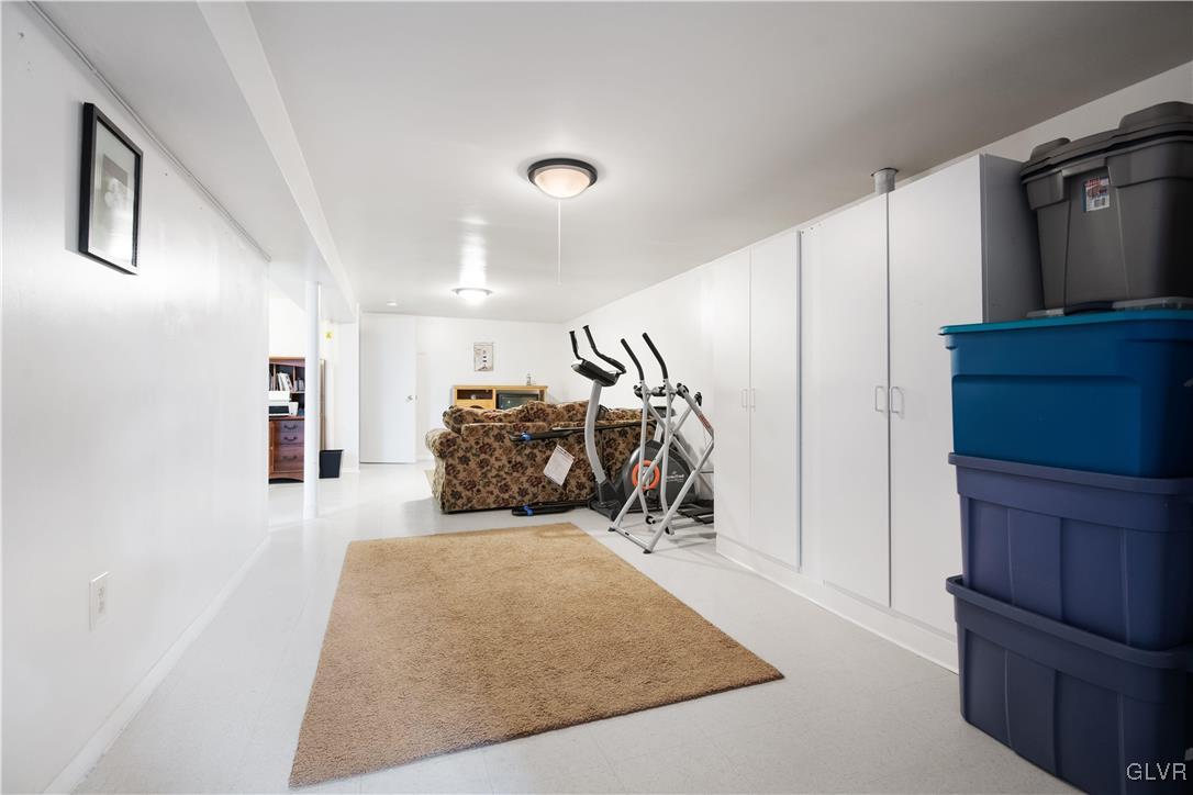 1735 Hampton Road Bethlehem, PA 18020 - Photo 21 of 30 Gallery Image 21