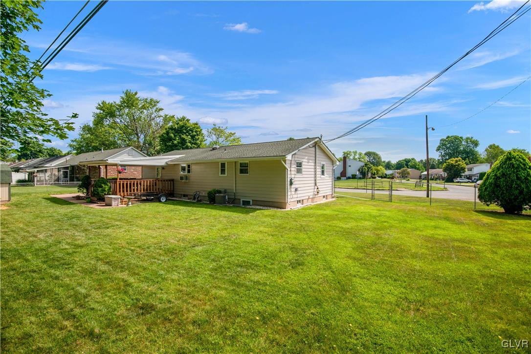 1735 Hampton Road Bethlehem, PA 18020 - Photo 29 of 30 Gallery Image 29