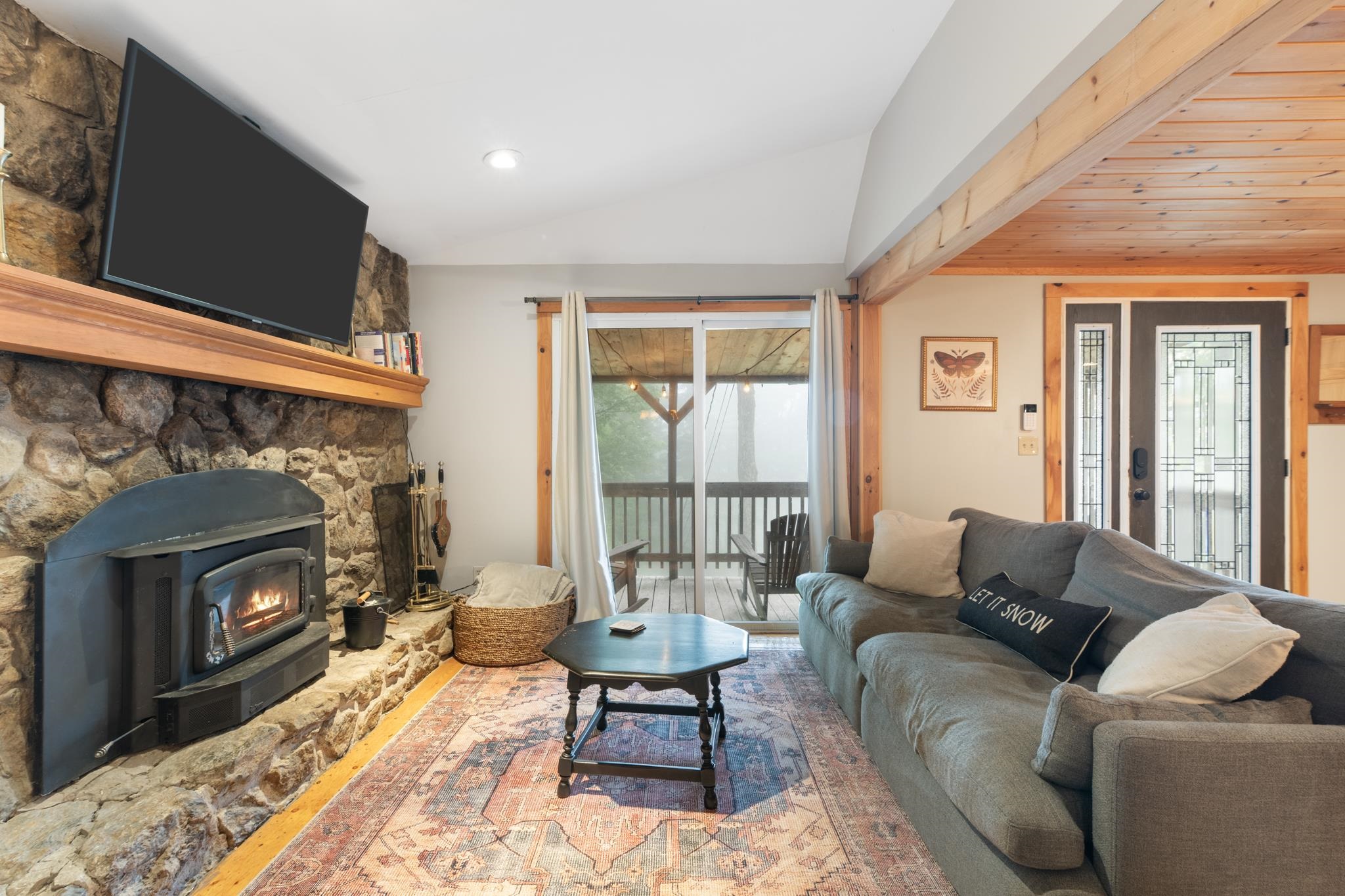7 Lightning Ledge Way Wilmington, VT 05363 - Photo 7 of 35
