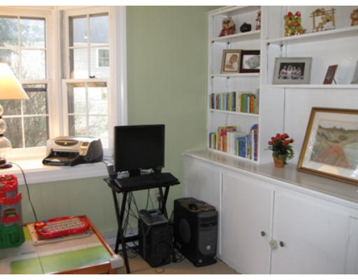 156 Thornton Road Needham, MA 02492 - Photo 9 of 12 a workspace with furniture and window