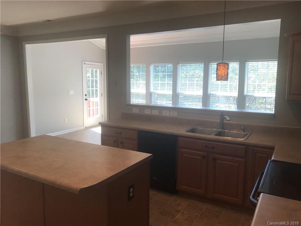 372 Chorus Road Fort Mill, SC 29715 - Photo 15 of 46 Gallery Image 15
