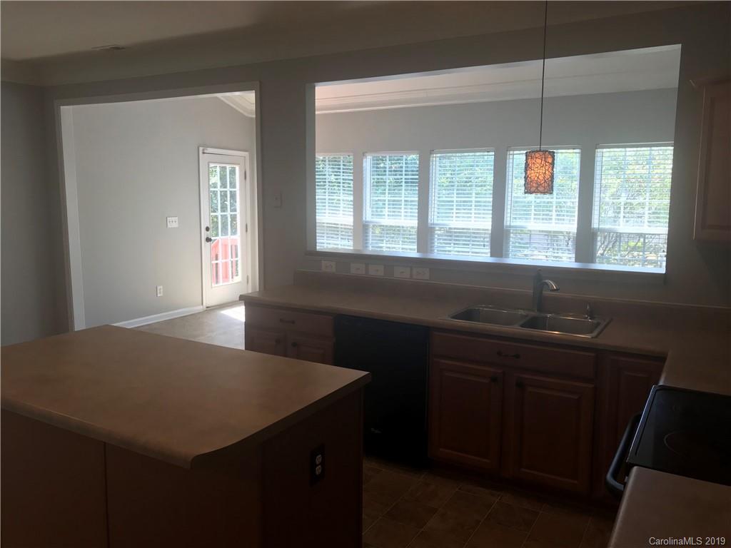 372 Chorus Road Fort Mill, SC 29715 - Photo 16 of 46 Gallery Image 16