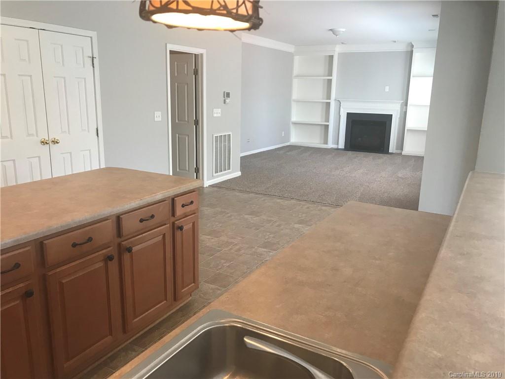 372 Chorus Road Fort Mill, SC 29715 - Photo 18 of 46 Gallery Image 18
