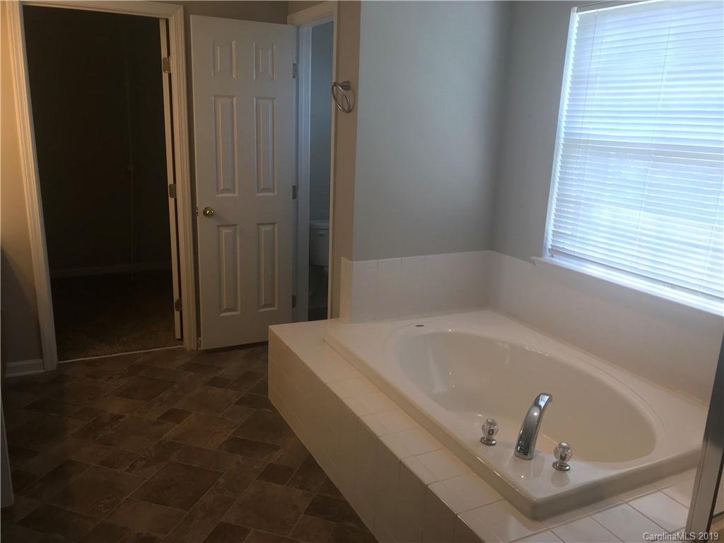 372 Chorus Road Fort Mill, SC 29715 - Photo 40 of 46 Gallery Image 40