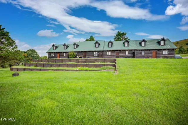 $1,550 | 2390 West Allens Bridge Road, Unit 3, Greeneville, TN 37743