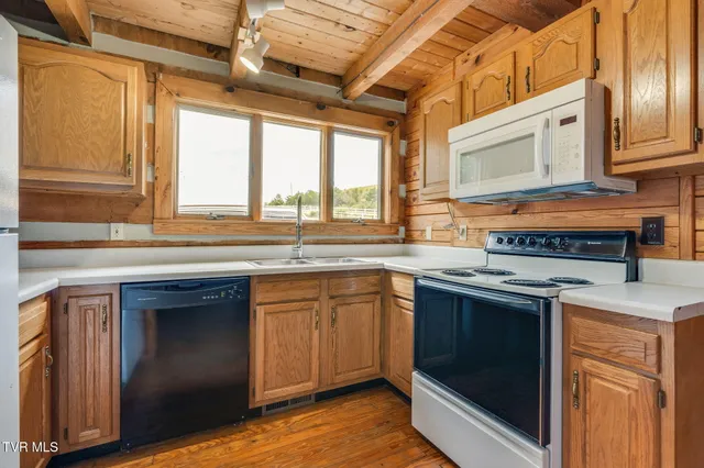 $1,550 | 2390 West Allens Bridge Road, Unit 3, Greeneville, TN 37743