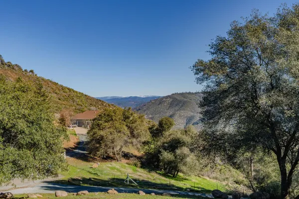 $400,000 | 20230 Canyon View Drive, Jackson, CA 95642