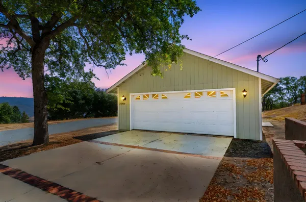 $400,000 | 20230 Canyon View Drive, Jackson, CA 95642