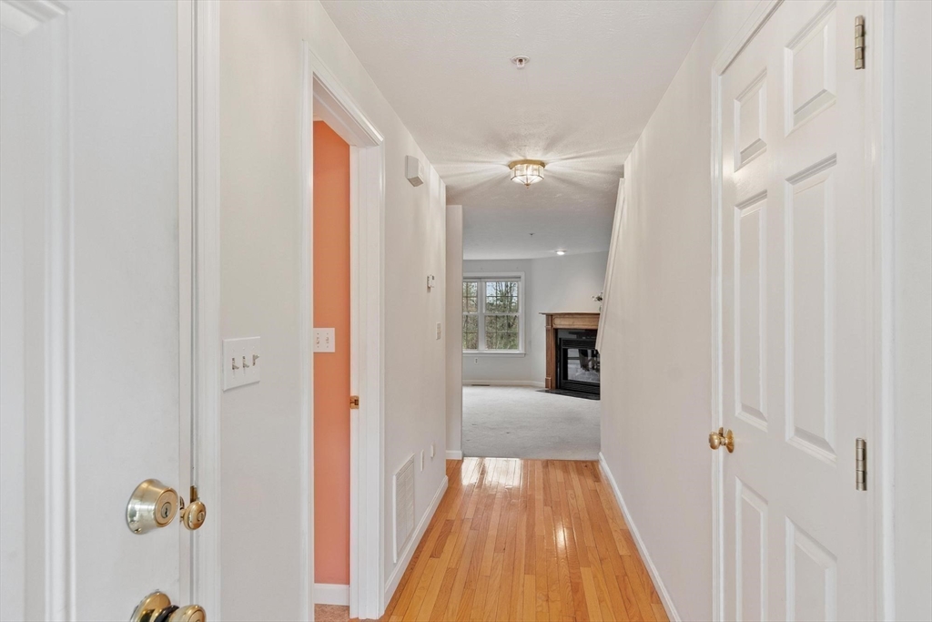33 Green Briar Road, Unit 33 Fitchburg, MA 01420 - Photo 20 of 36