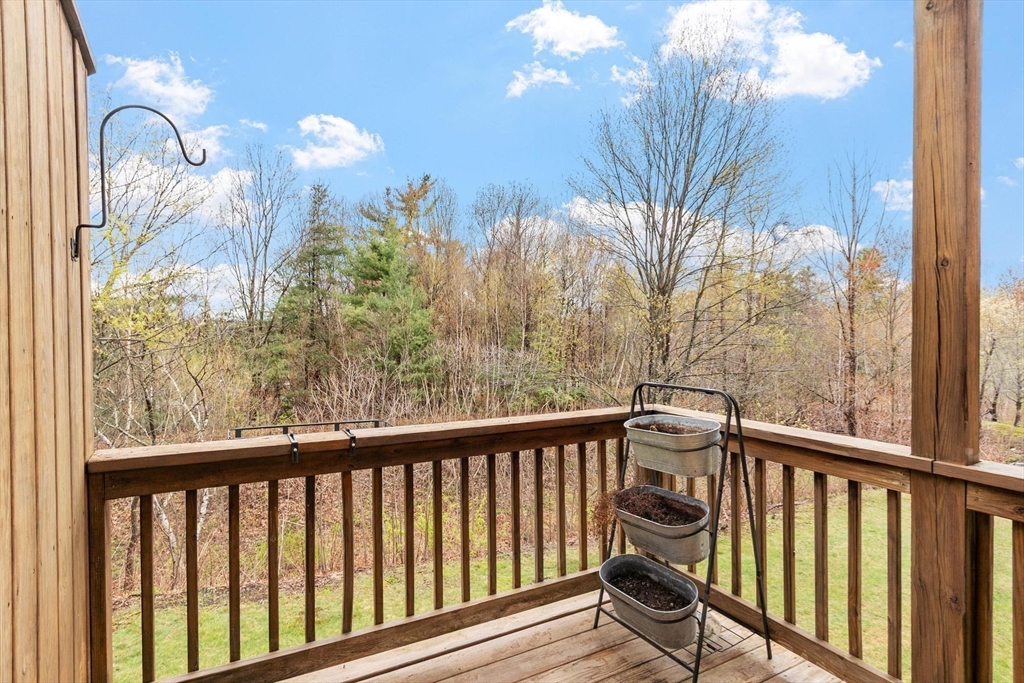 33 Green Briar Road, Unit 33 Fitchburg, MA 01420 - Photo 6 of 36