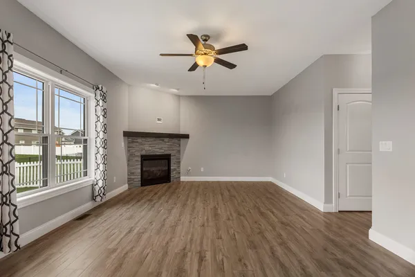 $449,900 | 815 Cates Drive, Mahomet, IL 61853