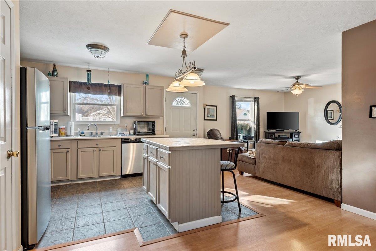 4117 Marie Drive Springfield, IL 62707 - Photo 11 of 30