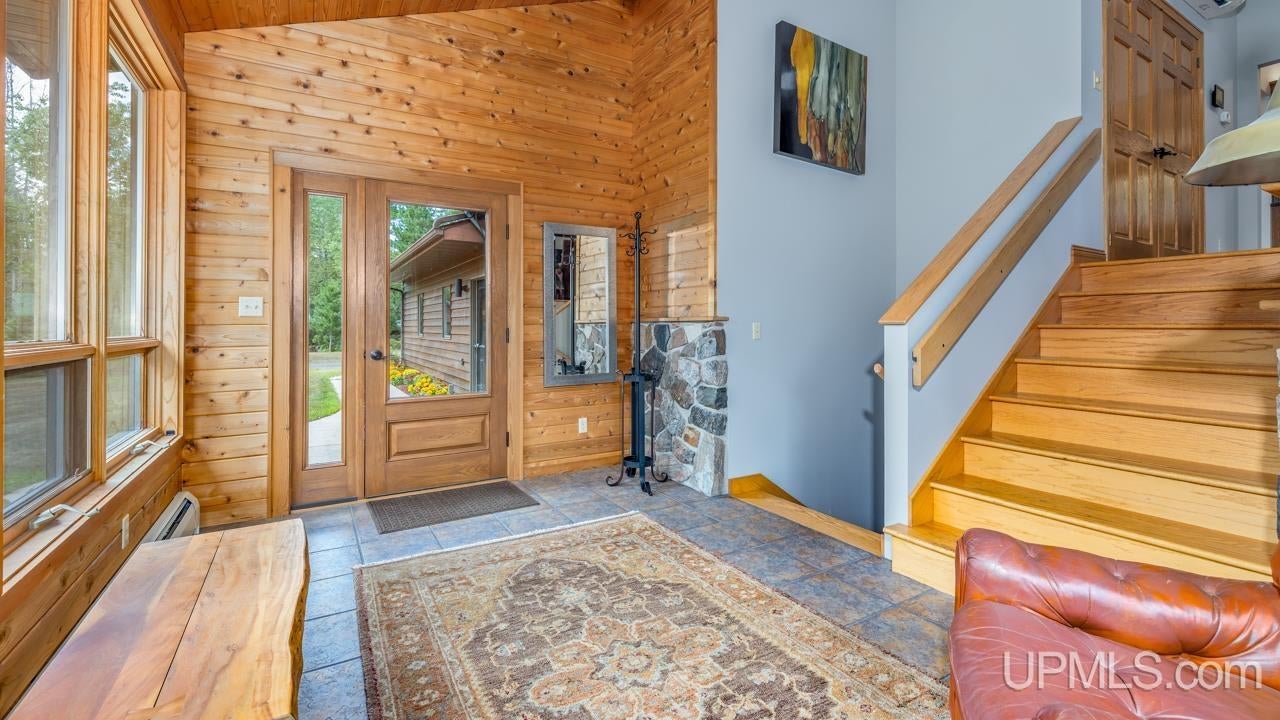 N4922 County 607 Road Iron Mountain, MI 49801 - Photo 5 of 32 Gallery Image 5