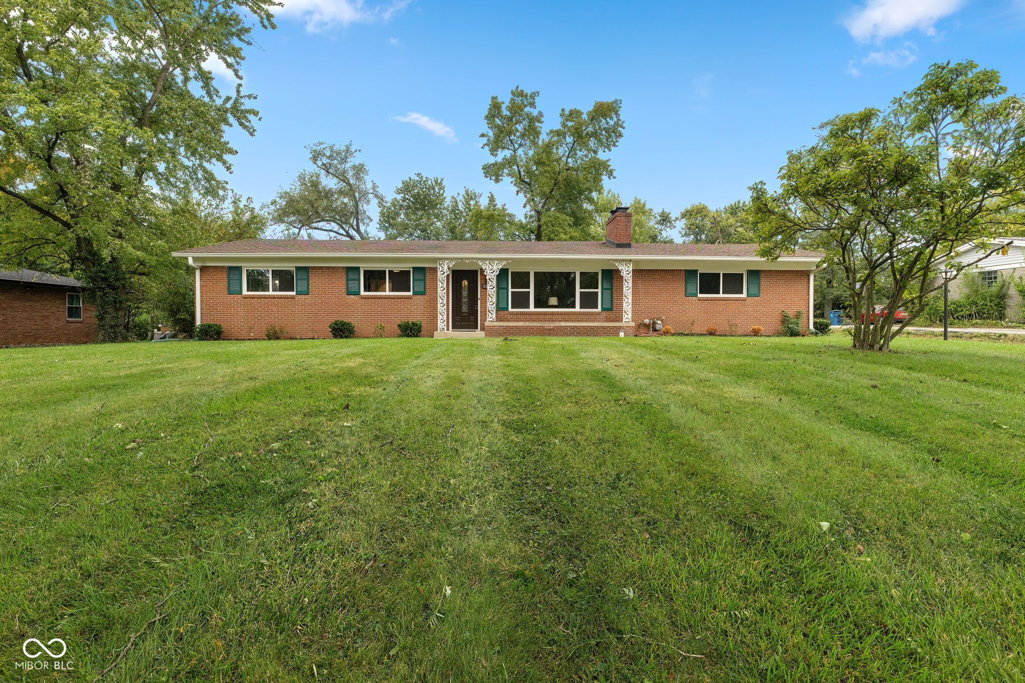 5944 Andover Road Indianapolis, IN 46220 - Photo 3 of 29