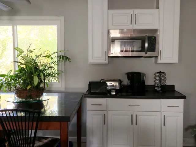 $395,000 | 2412 Durness Court, Crest Hill, IL 60403