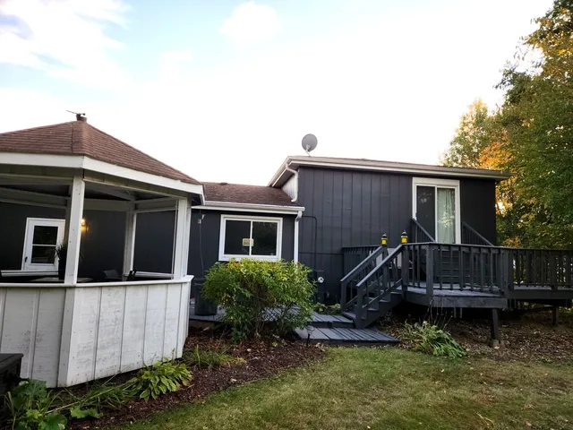 $395,000 | 2412 Durness Court, Crest Hill, IL 60403