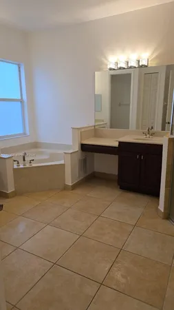 $725,000 | 2802 Quiet Water Trail, Kissimmee, FL 34744